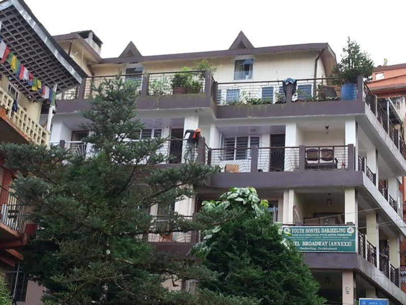 Hotel Broadway Darjeeling  Eksteriør billede